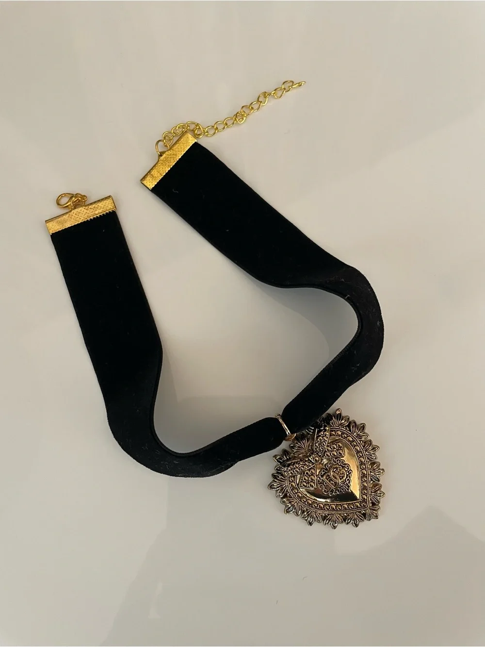 DOLCE & GABBANA Gold Sacred Heart Medallion Pendant Choker Necklace Black Velvet